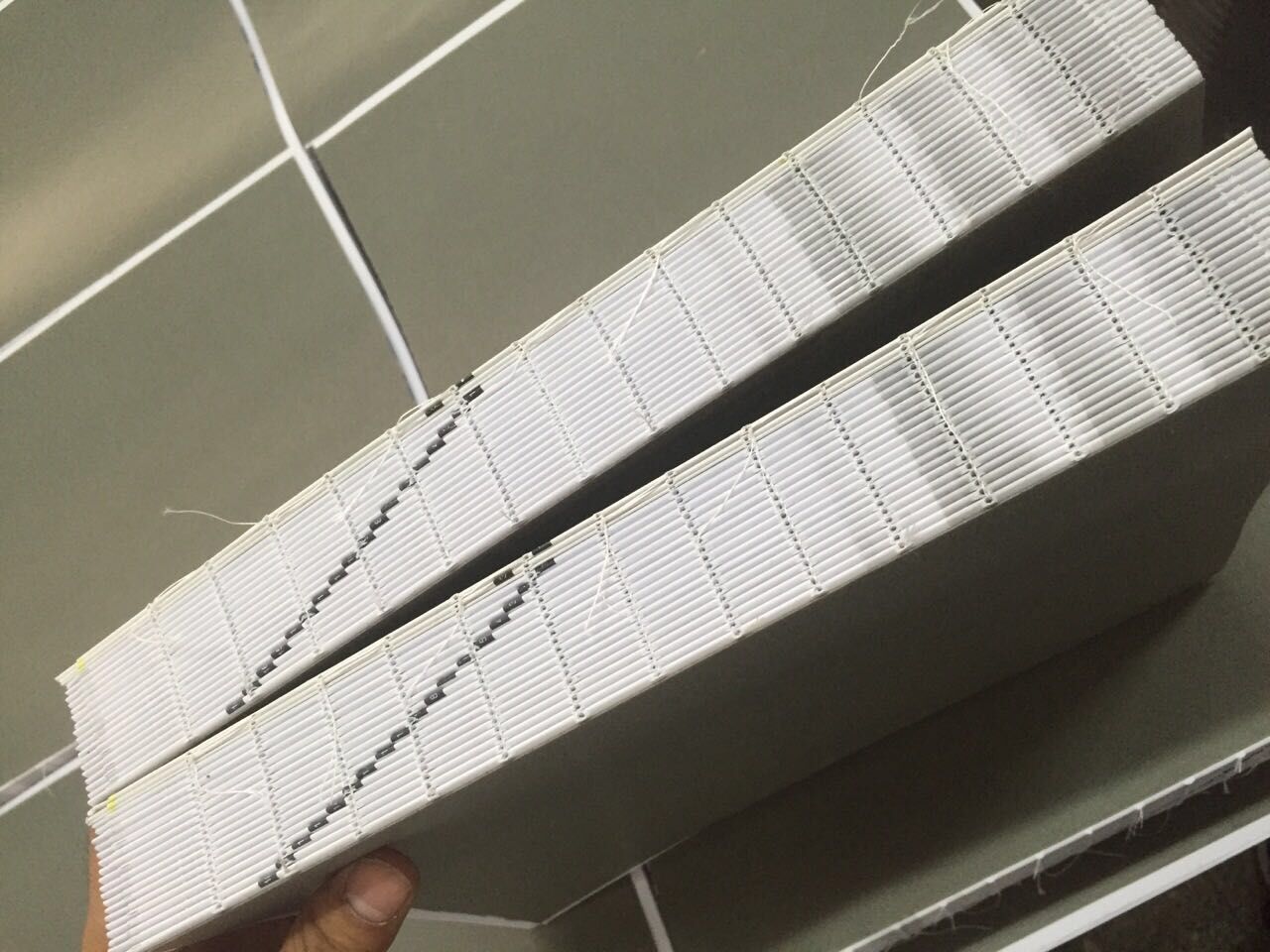 ماشین خیاطی کتاب موضوع